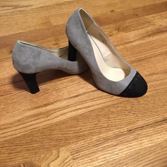 High Heels - Picture 2 of 2